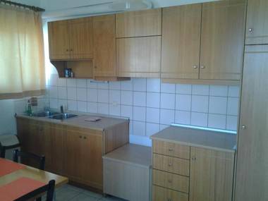 Cathrin Beach Apartments