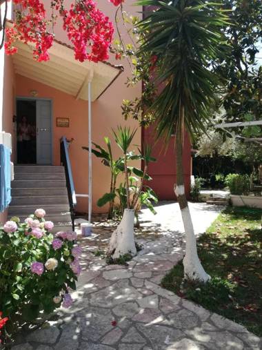 Apartments Filoxenia Zois