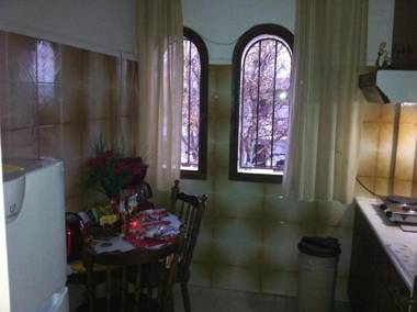 Chris Studios & Apartments