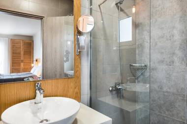 Elafonisi Resort by Kalomirakis Family