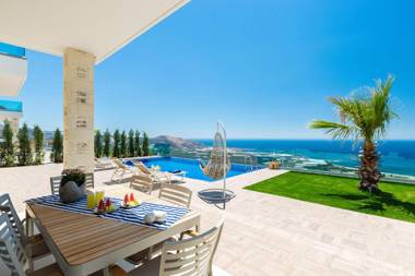 Blue Horizon Luxury Villas