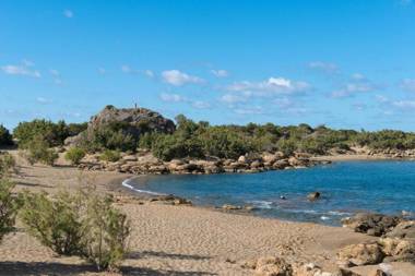 Cedar Bay Beachside Villas