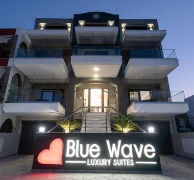Blue Wave Luxury Suites
