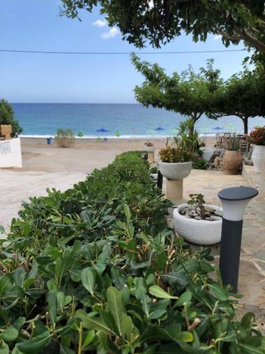 V&C Paradise Apartments