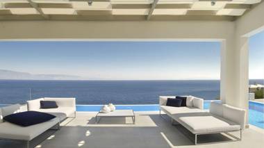 New Luxury Beach front Villa large private pool amazing sea view