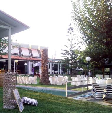 Evoikos beach & resort