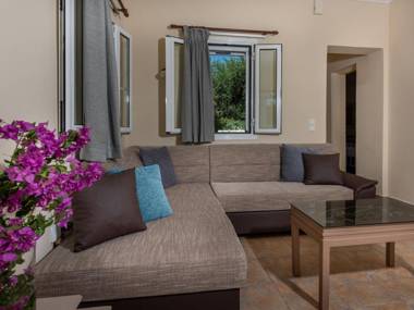 Beautiful house with private pool privacy and sea view near Zakynthos town