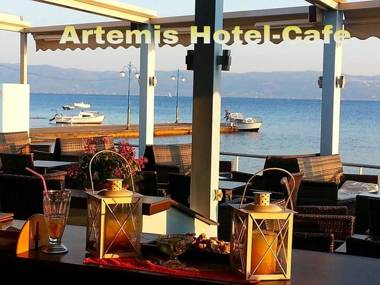 Artemis Hotel