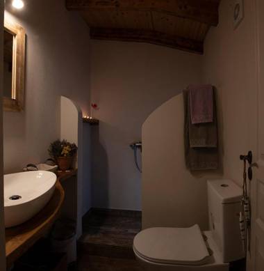 Small Guesthouse In The Garden