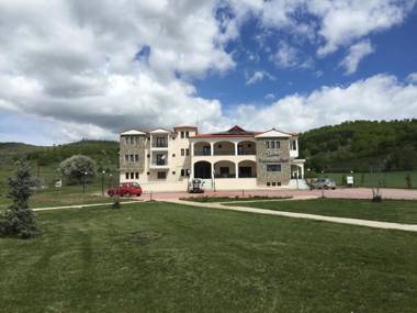 Hotel Terelidis House