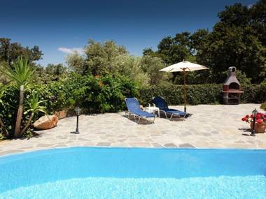 Sea-view Villa in Prines with Private Pool near Rethymnon
