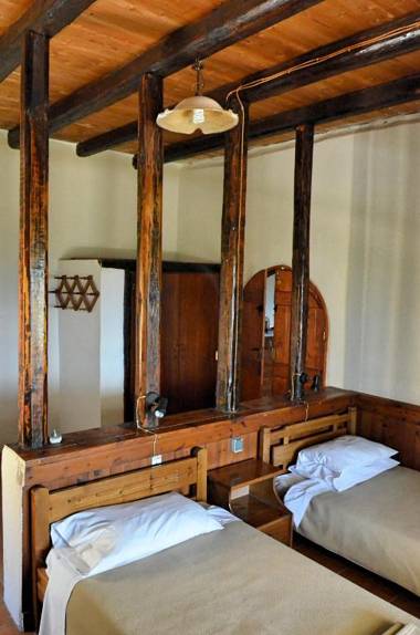 Anemole Traditional Cretan Villa