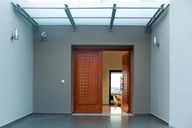 Villa Kedria with private heated pool