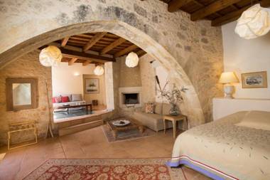 Kapsaliana Village Hotel