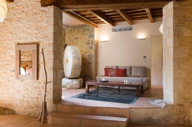 Kapsaliana Village Hotel