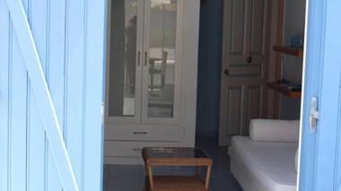 Innaxos studios Grotta area Naxos town