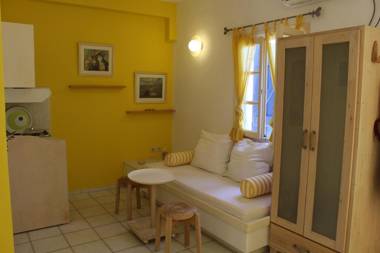 Innaxos studios Grotta area Naxos town