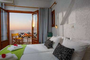 Romantica Hotel Apartments