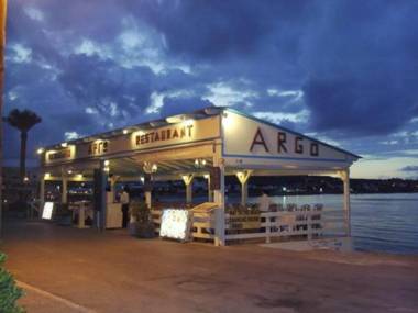 Zorbas Hotel