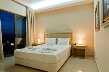 Oasis Beach Hotel - Adults Only