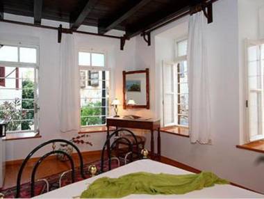 Bozzali Deluxe Hotel