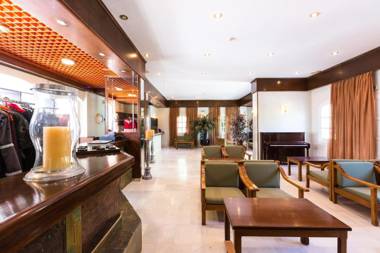 Castello Bianco Aparthotel