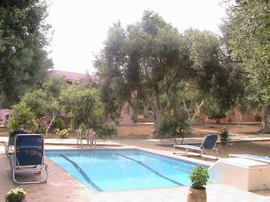 Modern Holiday Home in Sfakaki Crete with Swimming Pool