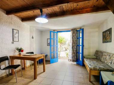 Welcoming Holiday Home in Palaiochora with Balcony