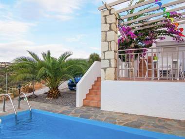 Spacious Villa in Arkadi with Swimming Pool near Sea