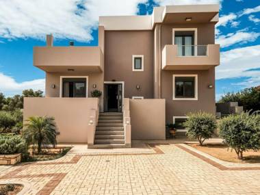 Beautiful new large house private pool 500 m from beach at Rethymno NW coast