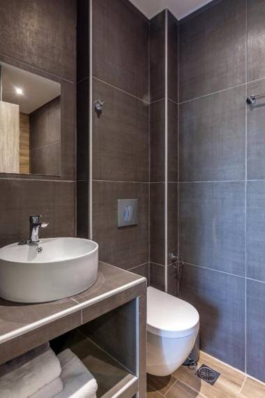 Raise Kornarou City Stay