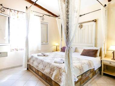 Spacious Apartment in Paleokastrites with Swimming Pool