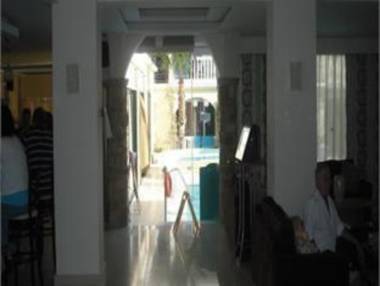 Zante Plaza Hotel & Apartments