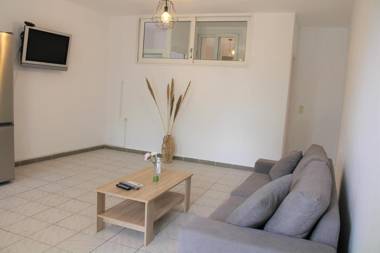 Kalamaki Plaza Apartments kalimera