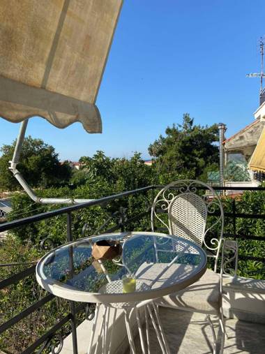 Filoxenia room with mountain view 