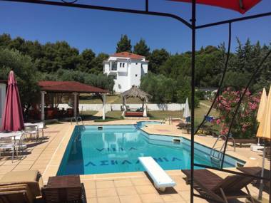 Villa Askamnia Deluxe - Apartment Garden View