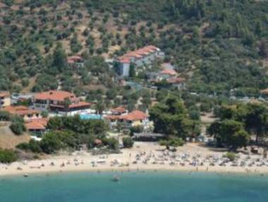 Lagomandra Hotel and Spa