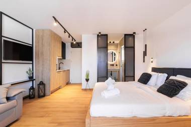 Kentro Luxury Suites