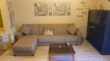 TS-George's apartments by the airport