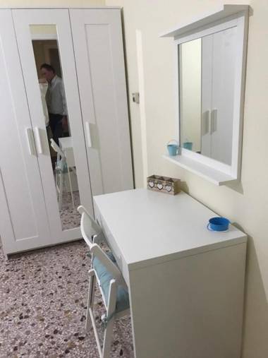 Small Apartment in Markopoulo center