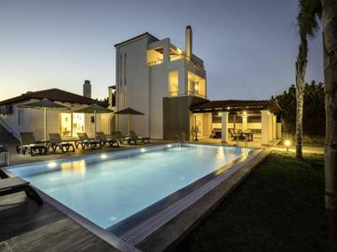 Villa on Island with Private Pool Garde Terrace Parking