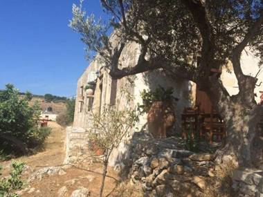 Tsikalaria Traditional Stone House