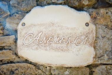 Anemelia' Villa