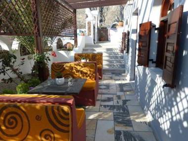 Aparthotel Black Sand