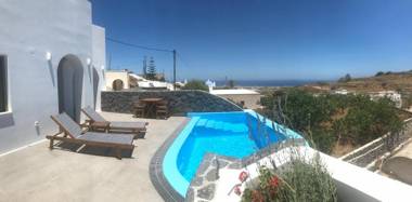 Amphitrite Suites Santorini