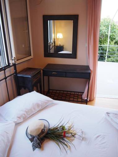 Seaview Kaposantes Apartments