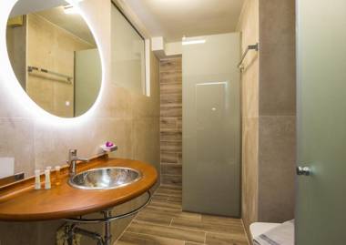 Limonero New City Apartment 2 with Private Parking