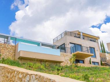 Beautiful villa with private pool tennis court view on Sivota Bay on Lefkas