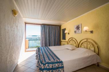 Kommeno Bay Apartments