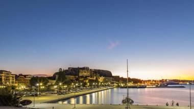 Mouragia Loft - Waterfront Old Corfu Town